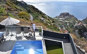 Villa Golden Charm